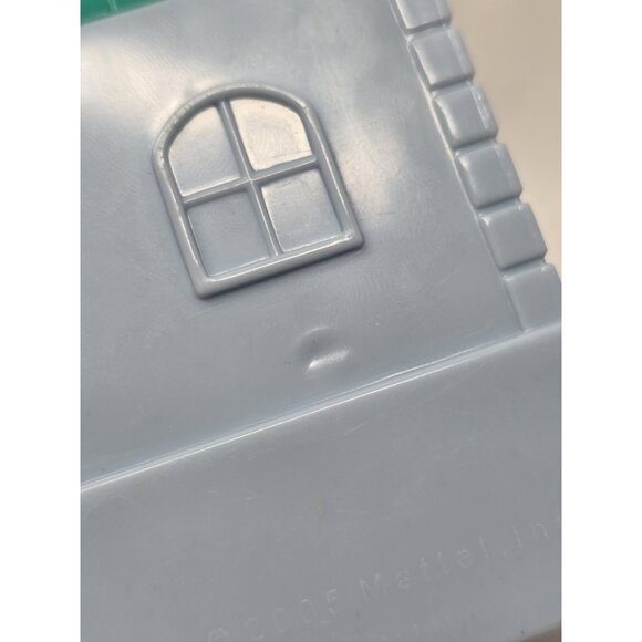 PARTS ONLY- Pixel Chix Blue Mansion House 2005 Mattel- !!OVERHEATS!! READ INFO - Picture 2 of 13